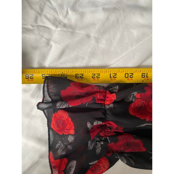 Torrid 1X Black Red Rose Floral Sheer Sleeve Peplum Blouse Romantic Whimsygoth - Picture 8 of 10